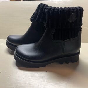 Moncler boots